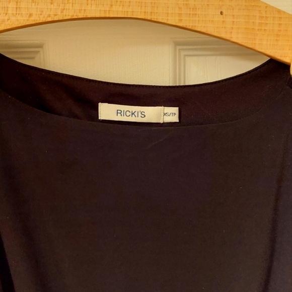 NWOT Ricki's Cold Shoulder Ruffle Front Dress - Picture 4 of 8